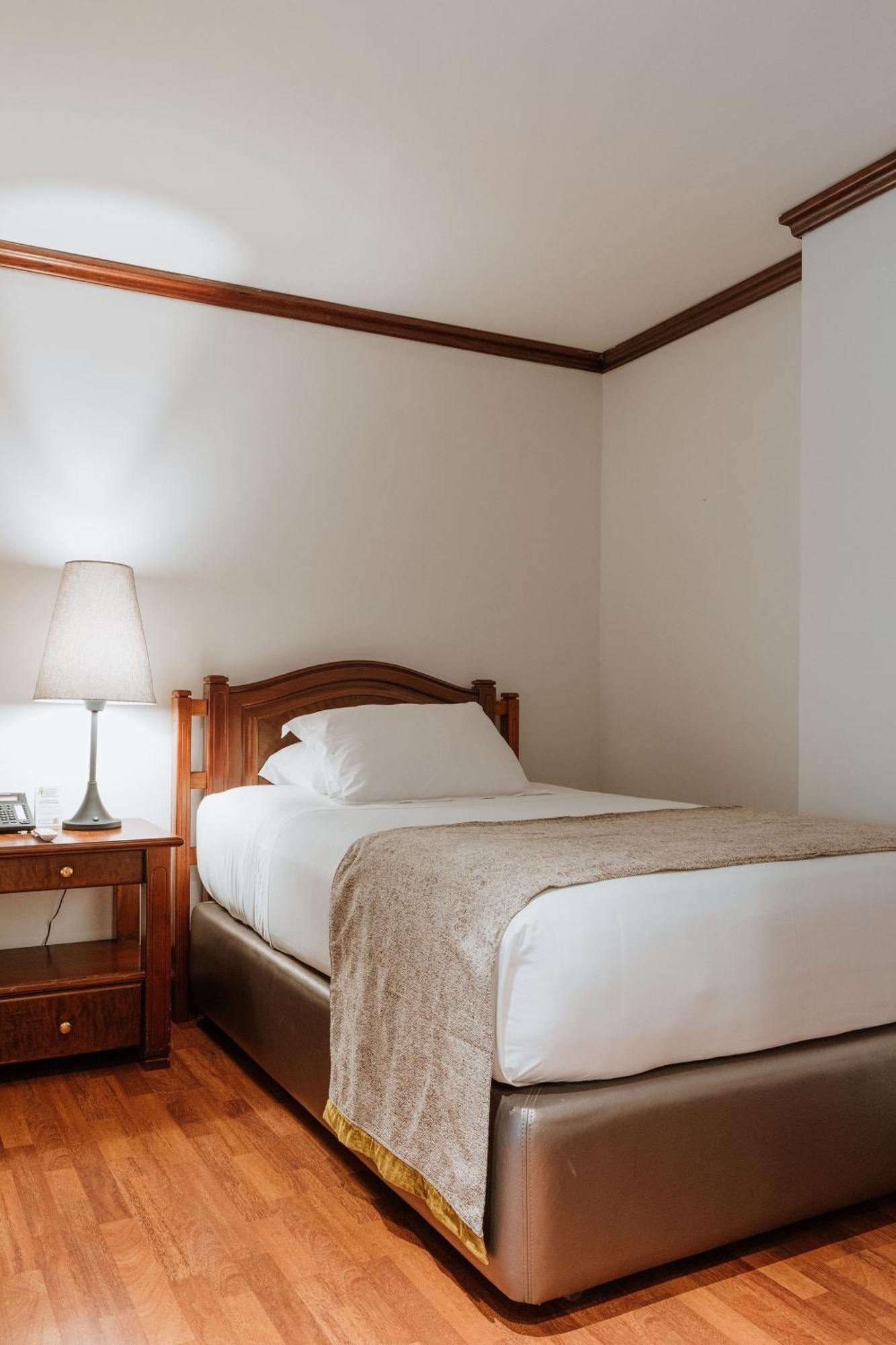 Hotel Park10 Медельїн Екстер'єр фото A single bed
