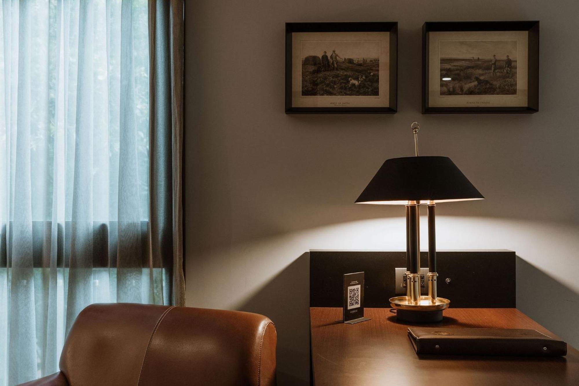 Hotel Park10 Медельїн Екстер'єр фото A table lamp