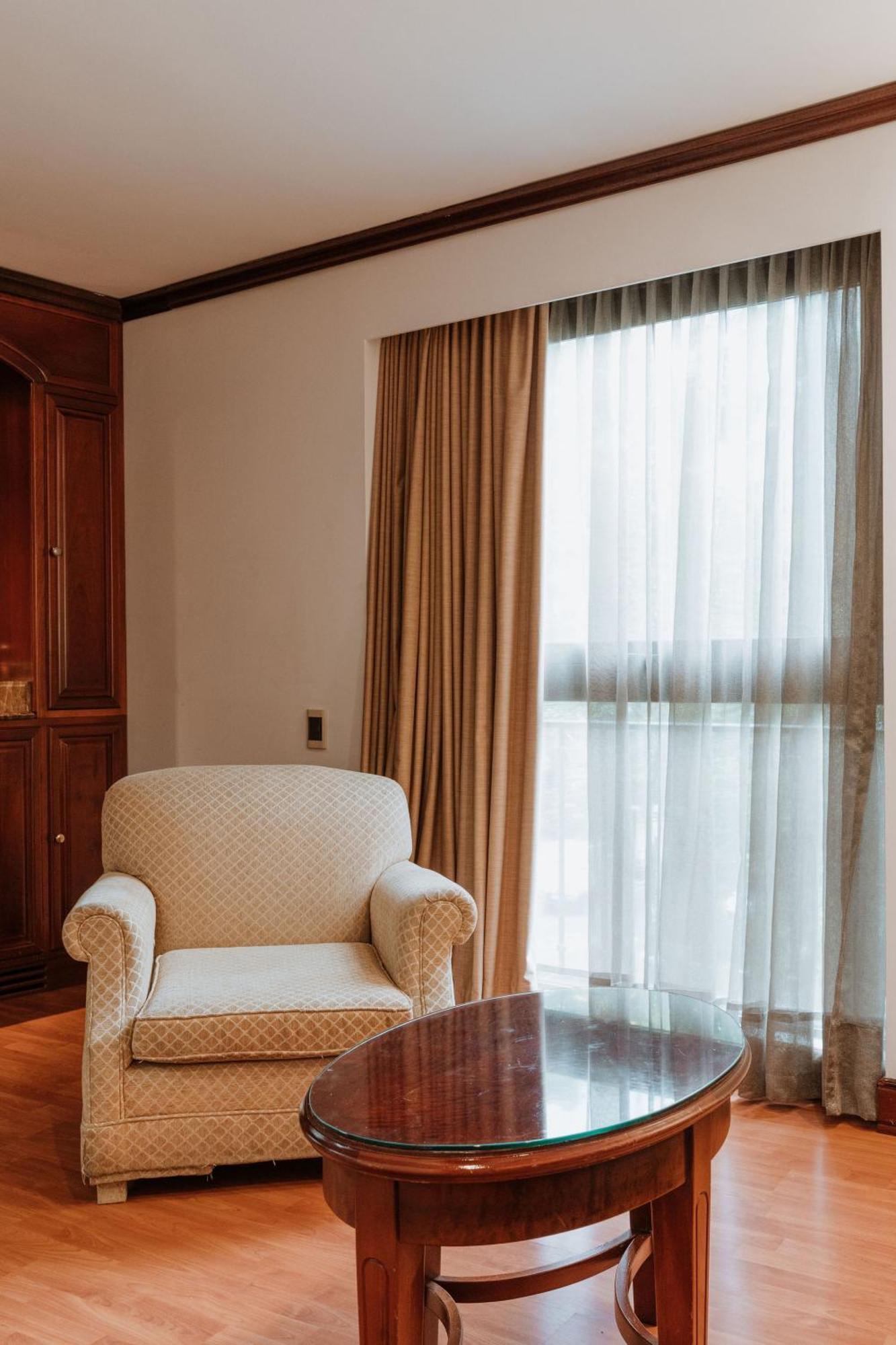Hotel Park10 Медельїн Екстер'єр фото Curtains